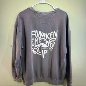 Comfort Colors Charcoal sweatshirt unisex live the adventure crewneck‎ size XL